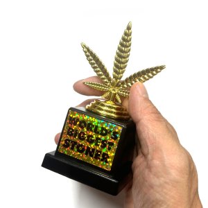 画像2: World's Biggest Stoner Trophy 世界最大のストーナートロフィー